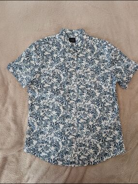 14th and Union Short Sleeve Cotton Buttonup